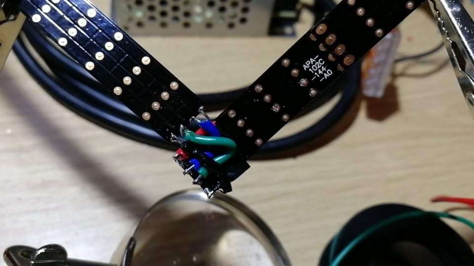 Soldered corner joints between LED strips